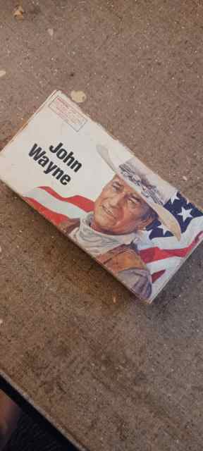 32-40 ammo John Wayne