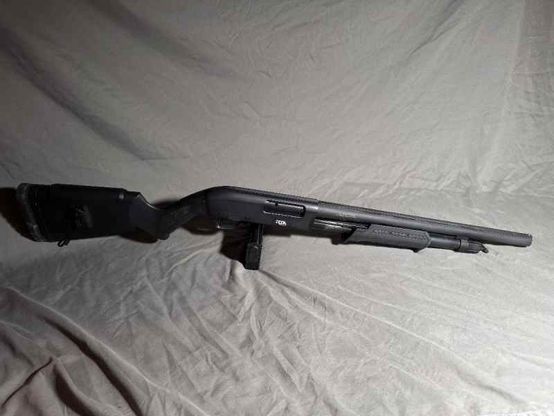 RIA AG Pump Defense 12GA