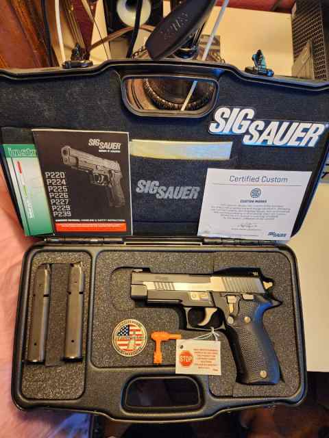 Sig P226 Equinox Elite 9mm (Custom Works 1 of 500)
