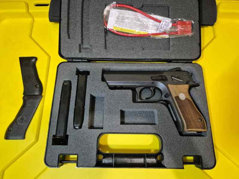 IWI Jericho 941 R9 9mm 4.4&quot; Steel Frame