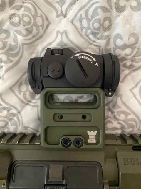 Aimpoint T2, Kastle mounts 