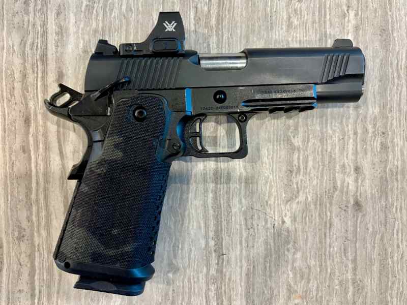 Tisas BR9 DS Duty 2011 with Vortex CCW and comp