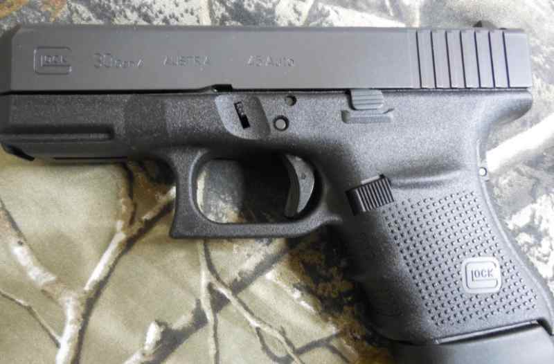 GLOCK G-30S, COMPACT GENERATION 4, 45 ACP.