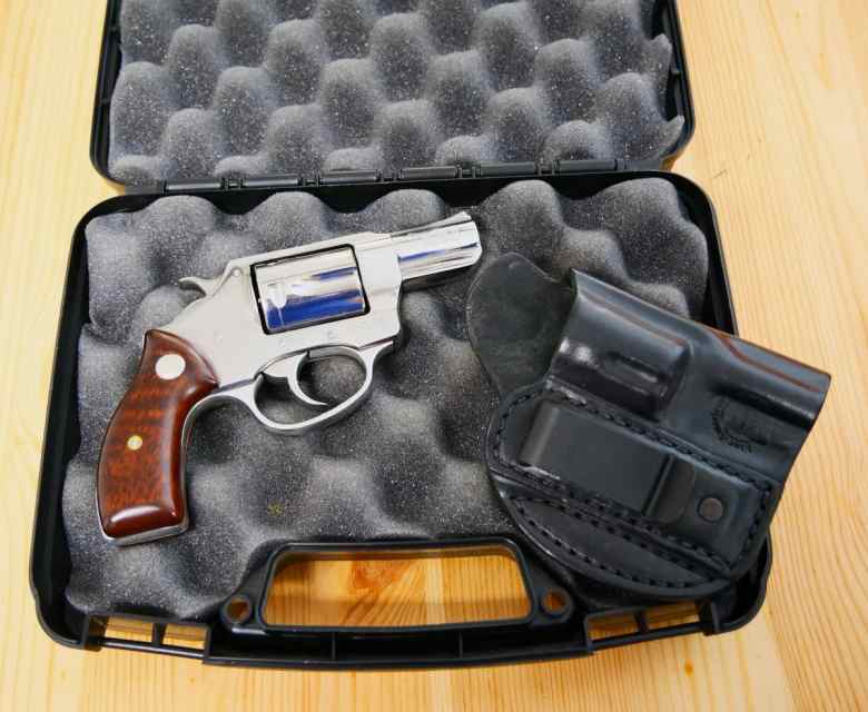 Charter Arms Undercover .38 Special with holster