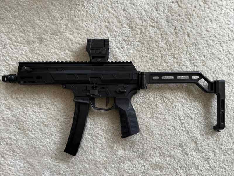 MAT9K Roller delayed pistol (Matador Arms)