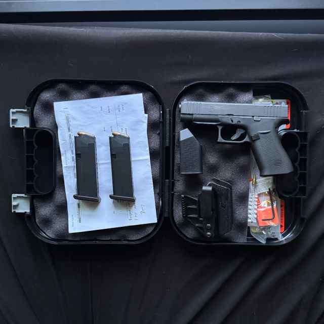 Glock 48 MOS + accessories