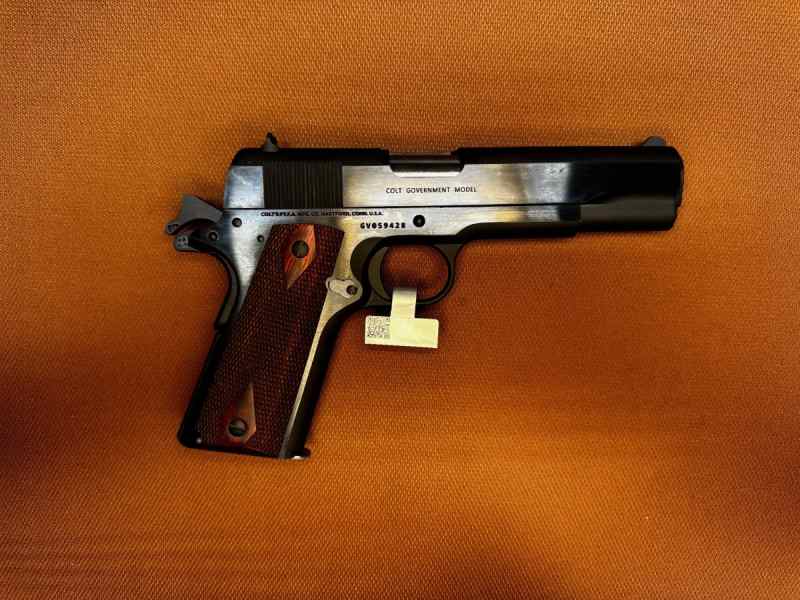 NEW IN BOX-Colt 1911 Classic Gov't 38Super-Rosewd