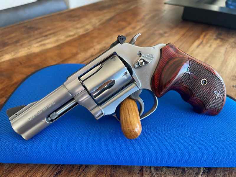 Smith and Wesson Model 60 357mag