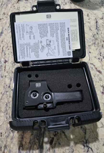 Eotech 518 like new! For Magnifiers, uses AA batts