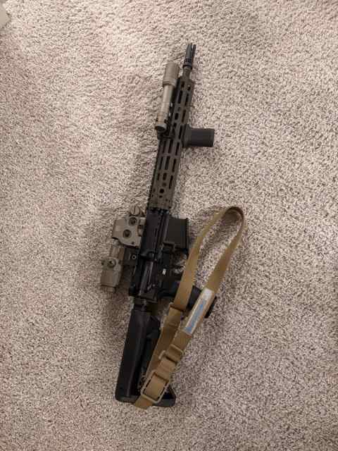 Daniel Defense / LMT Rifle with add ons - $2500