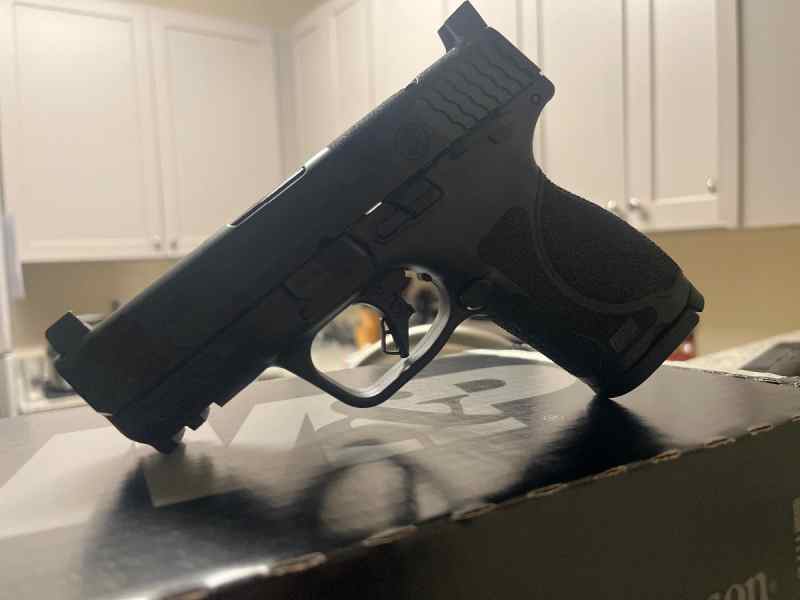 Smith and Wesson m&amp;p9 compact