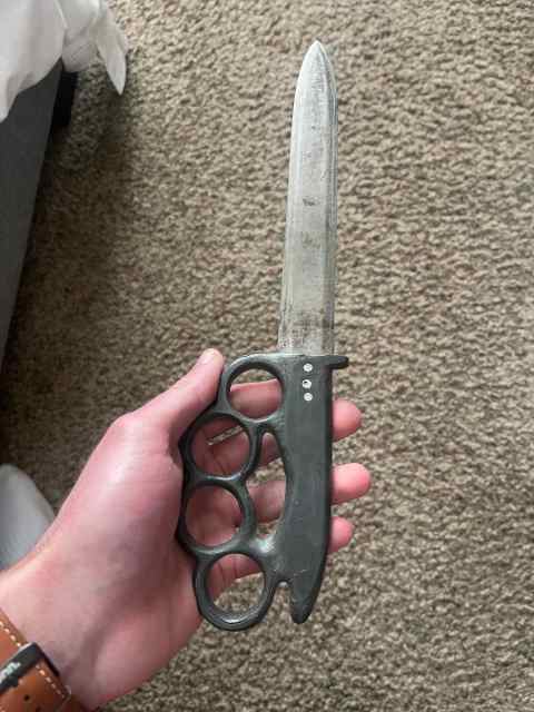 Australian WWII Trench/Knuckle Knife 