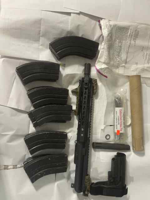 Complete AR15/7.62x39mm pistol upper