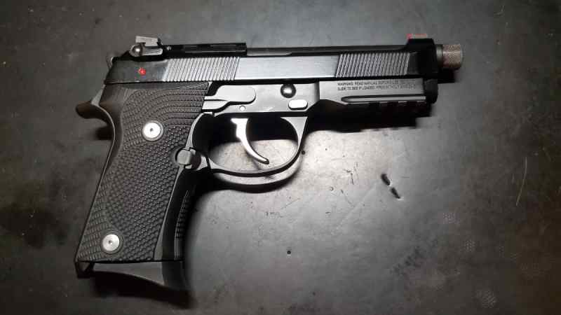 92 compact.jpg