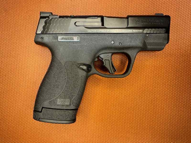 EW IN BOX - Smith &amp; Wesson M&amp;P Shield Plus - 9mm