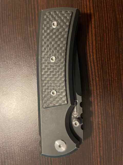 WTS Chaves Redencion Street Knife W/ Carbon Fiber