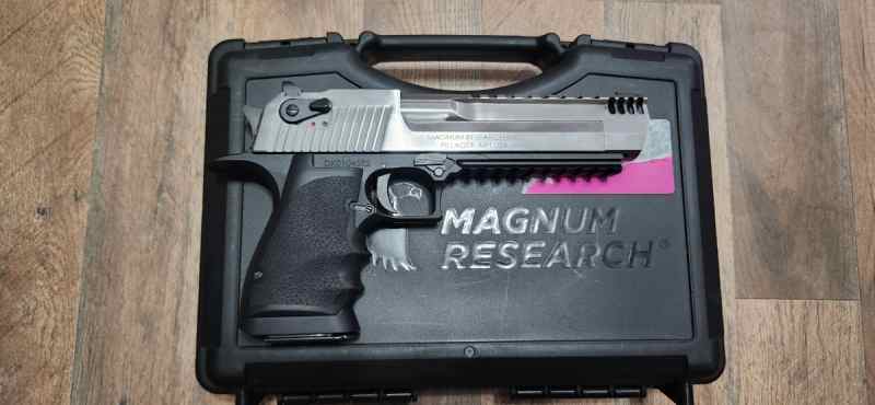 Magnum Research Desert Eagle Mark XIX 50 AE