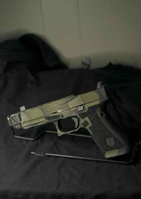 G17 custom trade