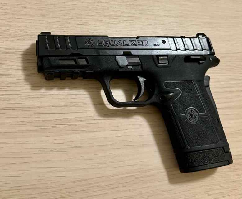 S&amp;W Equalizer TS 9mm – Excellent Condition