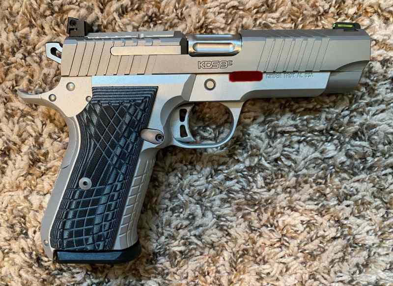 Kimber KDS9c 9mm 1911 Semi-Auto Pistol, 2 Mags