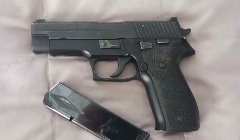 Sig Sauer P226 40 cal