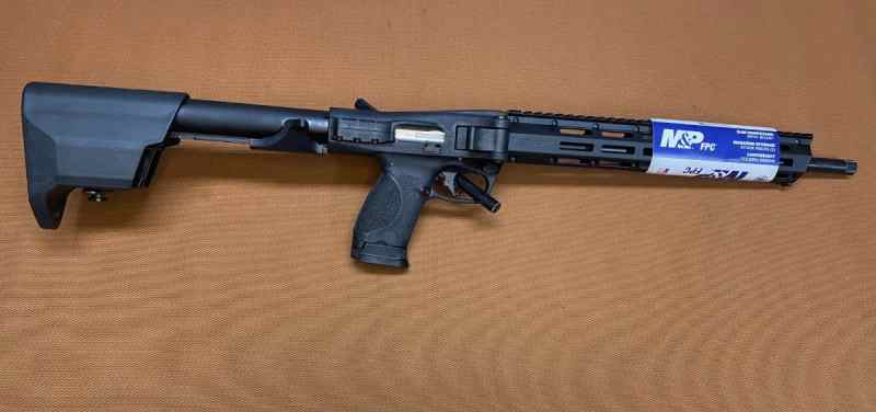 NEW IN BOX - Smith &amp; Wesson M&amp;P Carbine FPC