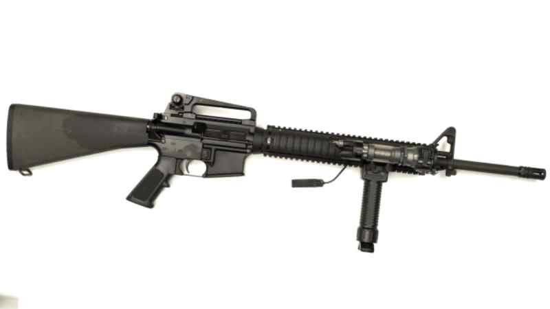 M16A4 Clone w/ KAC Handguard, Grip Pod, Surefire