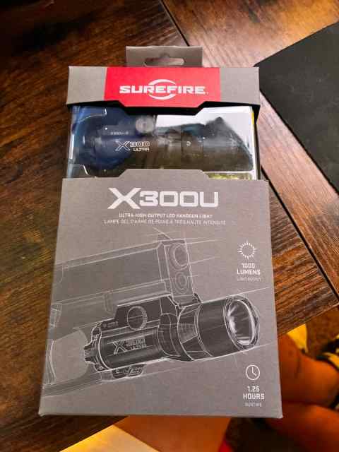 Brand NEW - Surefire X300U Flashlight