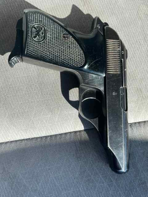 Italian pistol for sale 