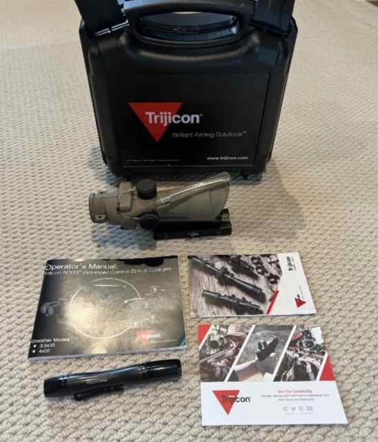 Trijicon ACOG green dot