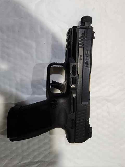 canik TP9 elite combat