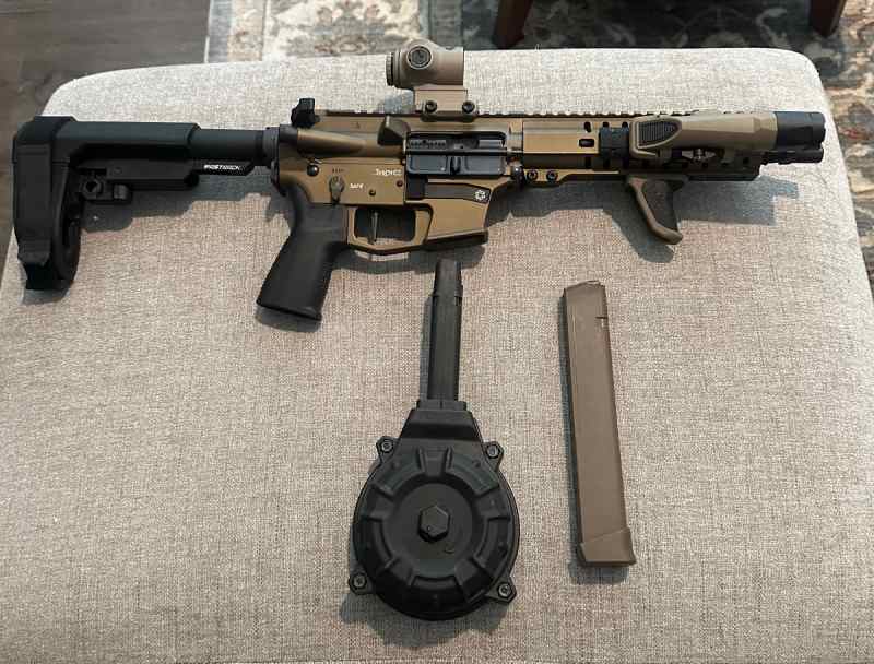 CMMG Banshee 9mm with goodies for sale/trade