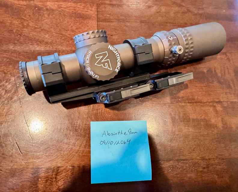 Nightforce ATACR 1-8x24 F1 FFP w/ BoBro Mount