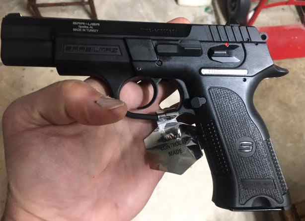 B6 3.jpg