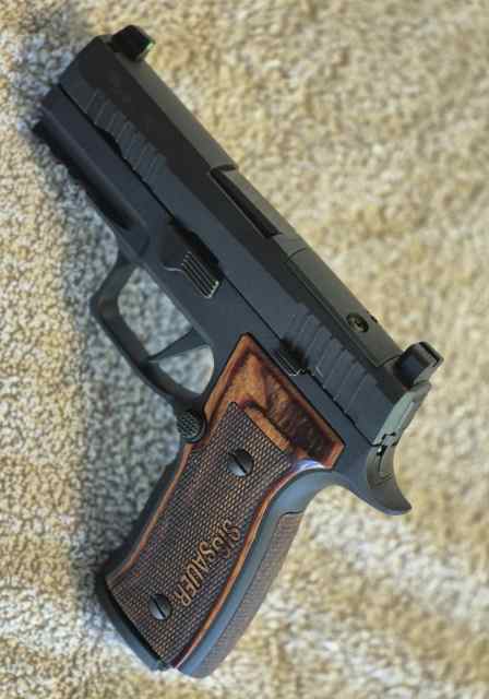 SIG CUSTOM P320 (price reduced)