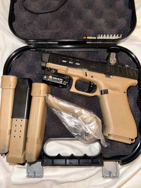 Glock 19x/ zev hellbender 