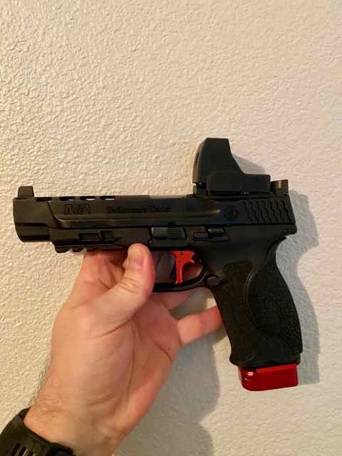 5” M&amp;P 2.0 performance center ported W/extras