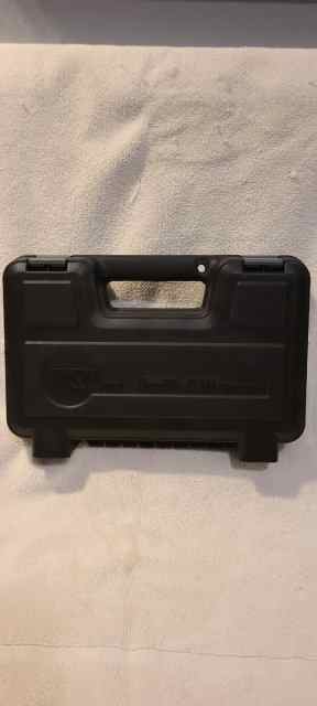 S&amp;W M&amp;P9 2.0 9mm $350 OBO