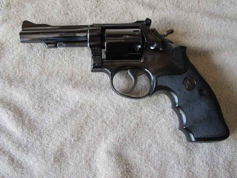 S&amp;W Model 15-3 Combat Masterpiece .38 spl