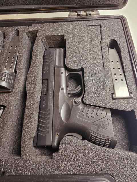 Springfield XD 40 Compact