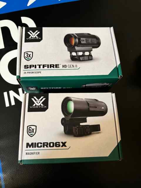 Vortex Spitfire and 6x magnifier 