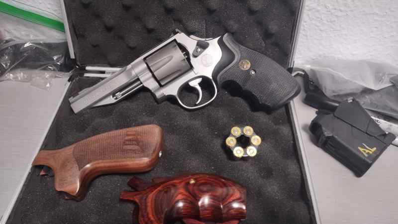 Very rare Smith &amp; Wesson 646 performance center