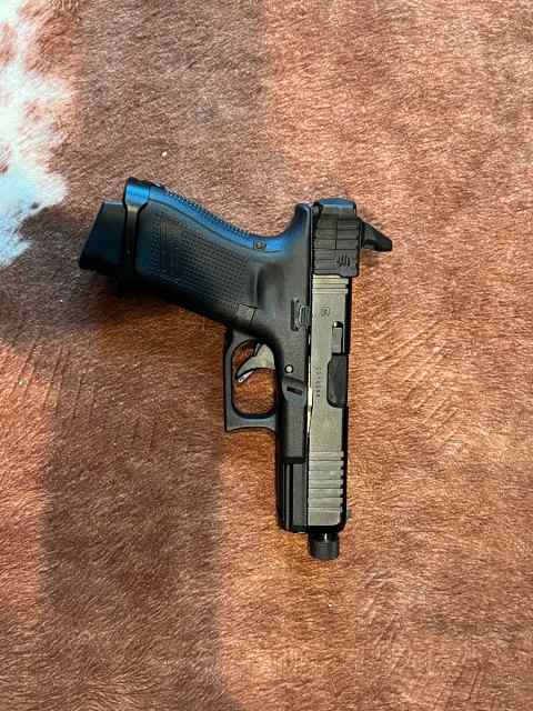 Glock 19 gen 5 with TB WTT