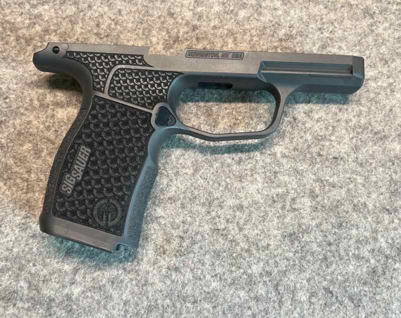 Gray Guns Grip Module - P365XL Sniper Gray