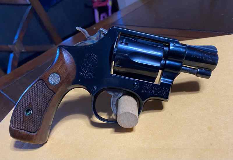 Smith &amp; Wesson Model 10-5 