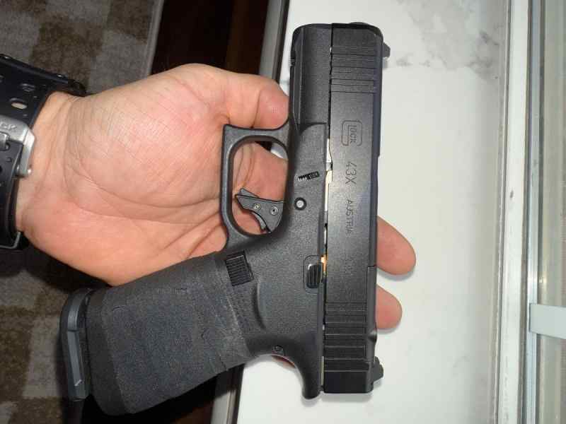 Glock 43x MOS with flat trigger, Tenicor IWB