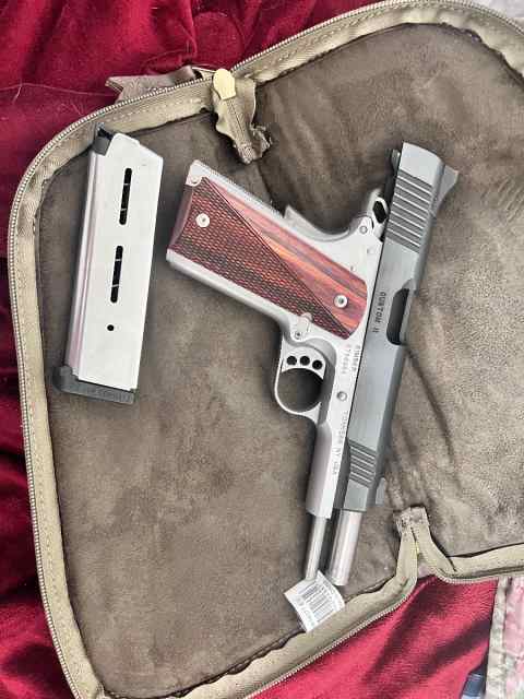 1911 kimber two tone 