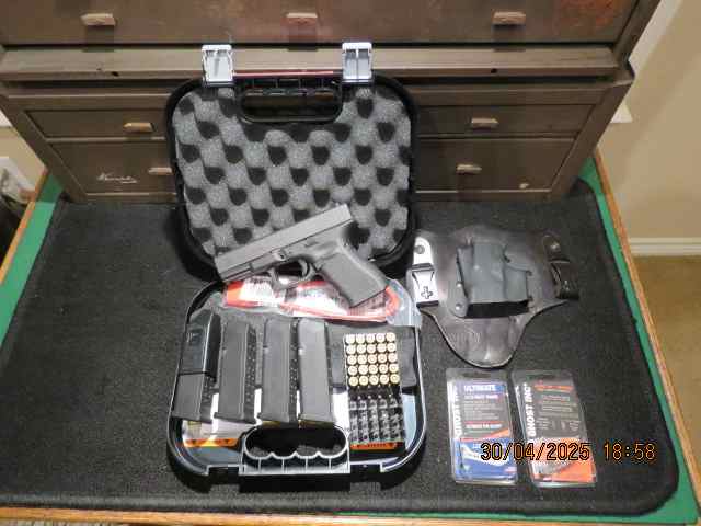 Glock 19, 9MM, Gen 4, with Ghost Trigger Kit 