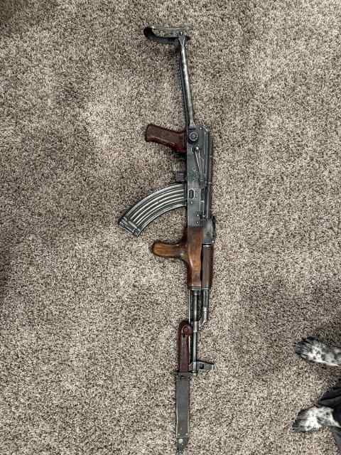 AK-47 (Underfolder)