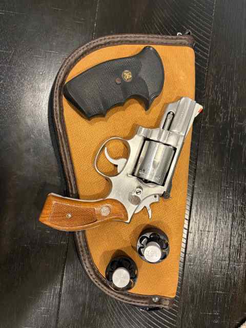 S&amp;W Model 66-1 357 Mag plus extras 